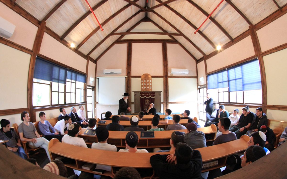 rabbi in the shul rabbi in the shul